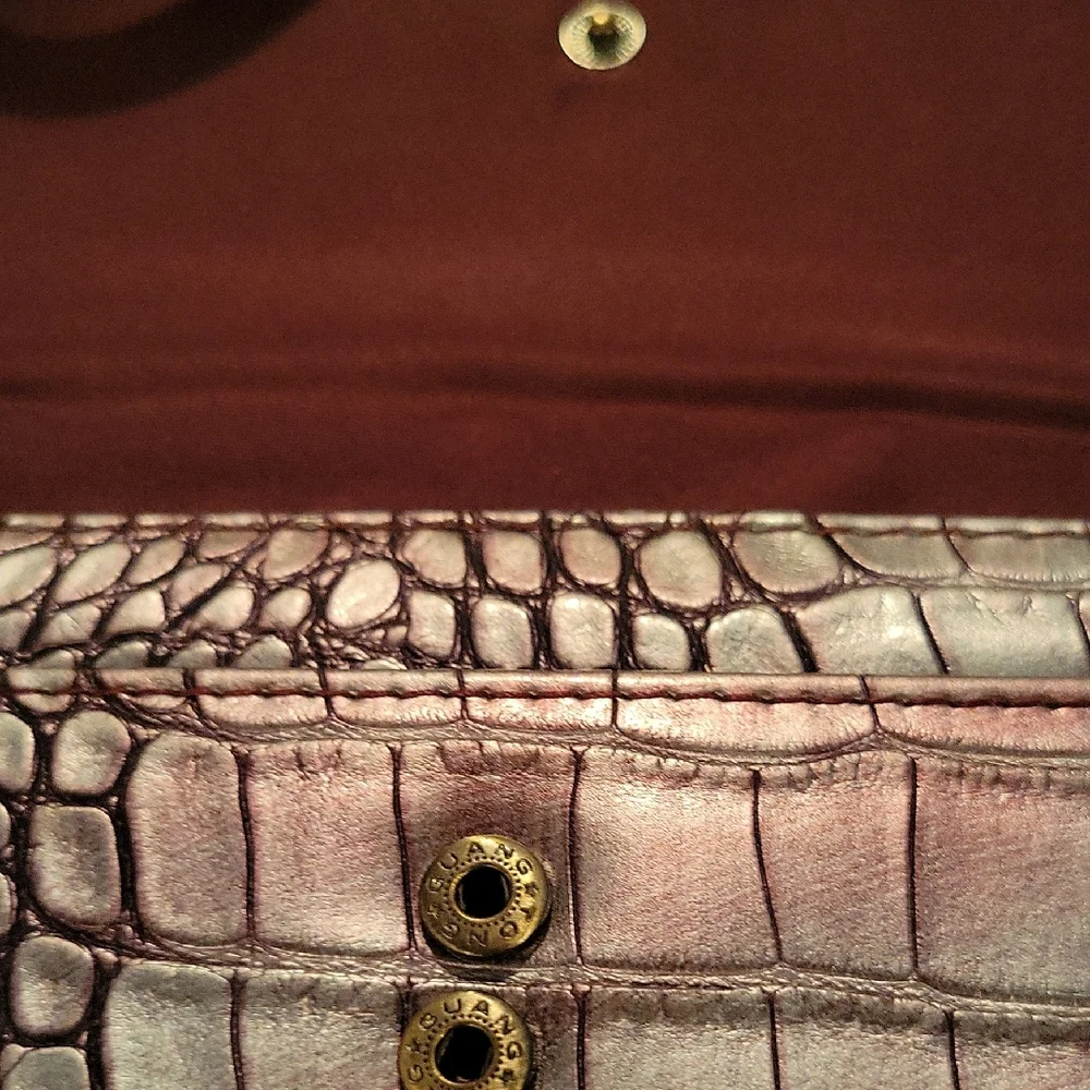 Elegant Crocodile Embossed Clutch